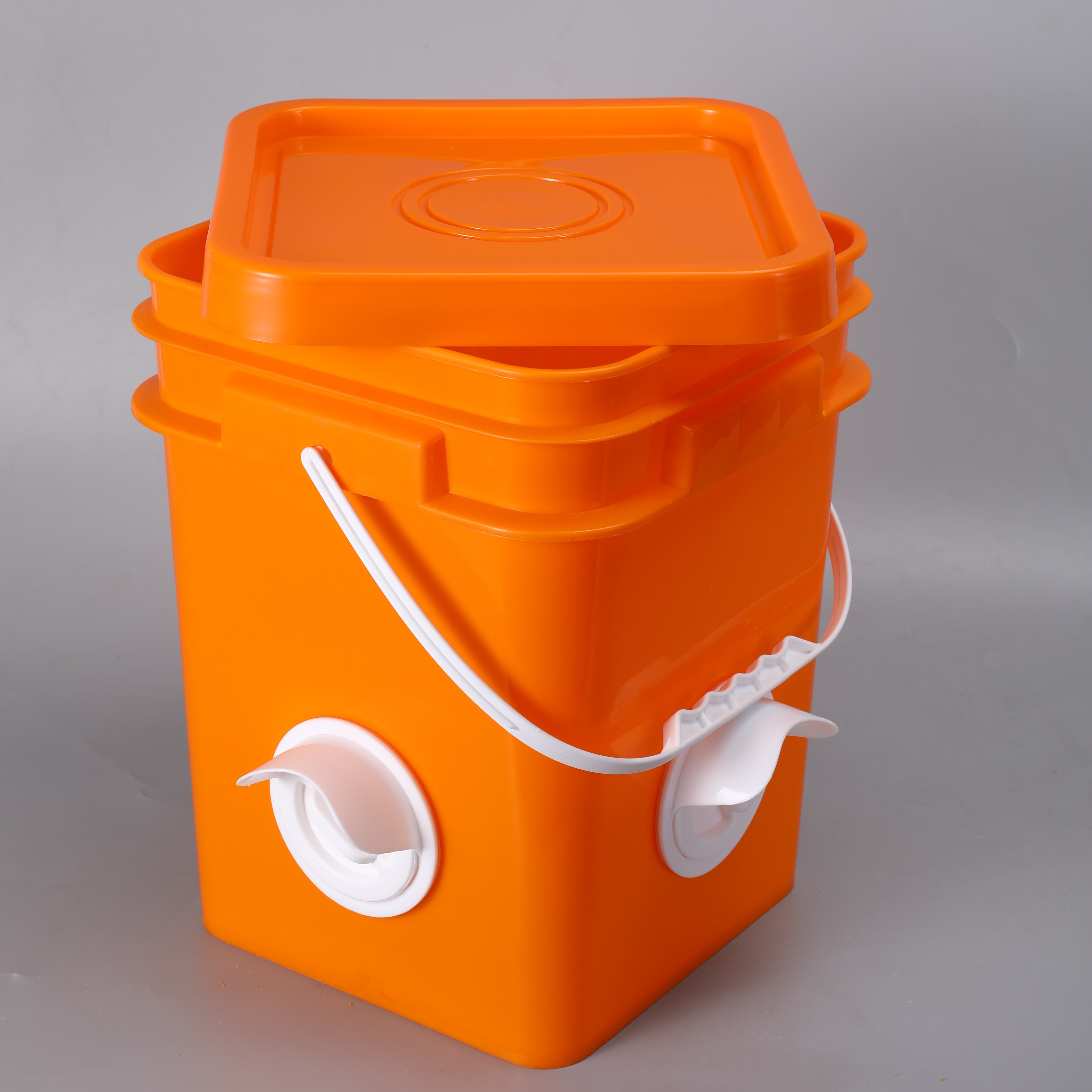 Quadratische Plastikeimer für Hühnerfutterhuhn -Entengans Feeder
