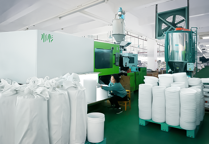 Vakuum -Lotion -Pumpenflasche für Kosmetika, Plastikschaufel Hersteller