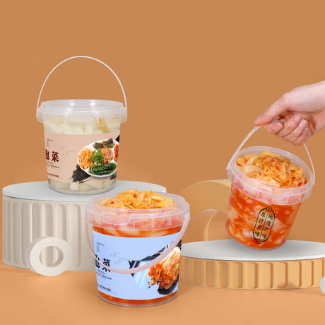 Kleiner Plastikeimer für Kimchi -Verpackung und -Ahespeicher