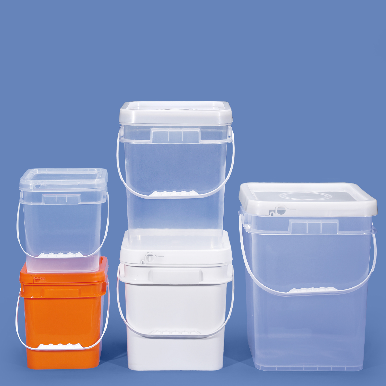 Quadratischer Plastikeimer